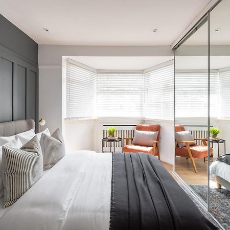 Large Luxury Solihull House - The Residence - Close To Nec - Sleeps 9 Εξωτερικό φωτογραφία