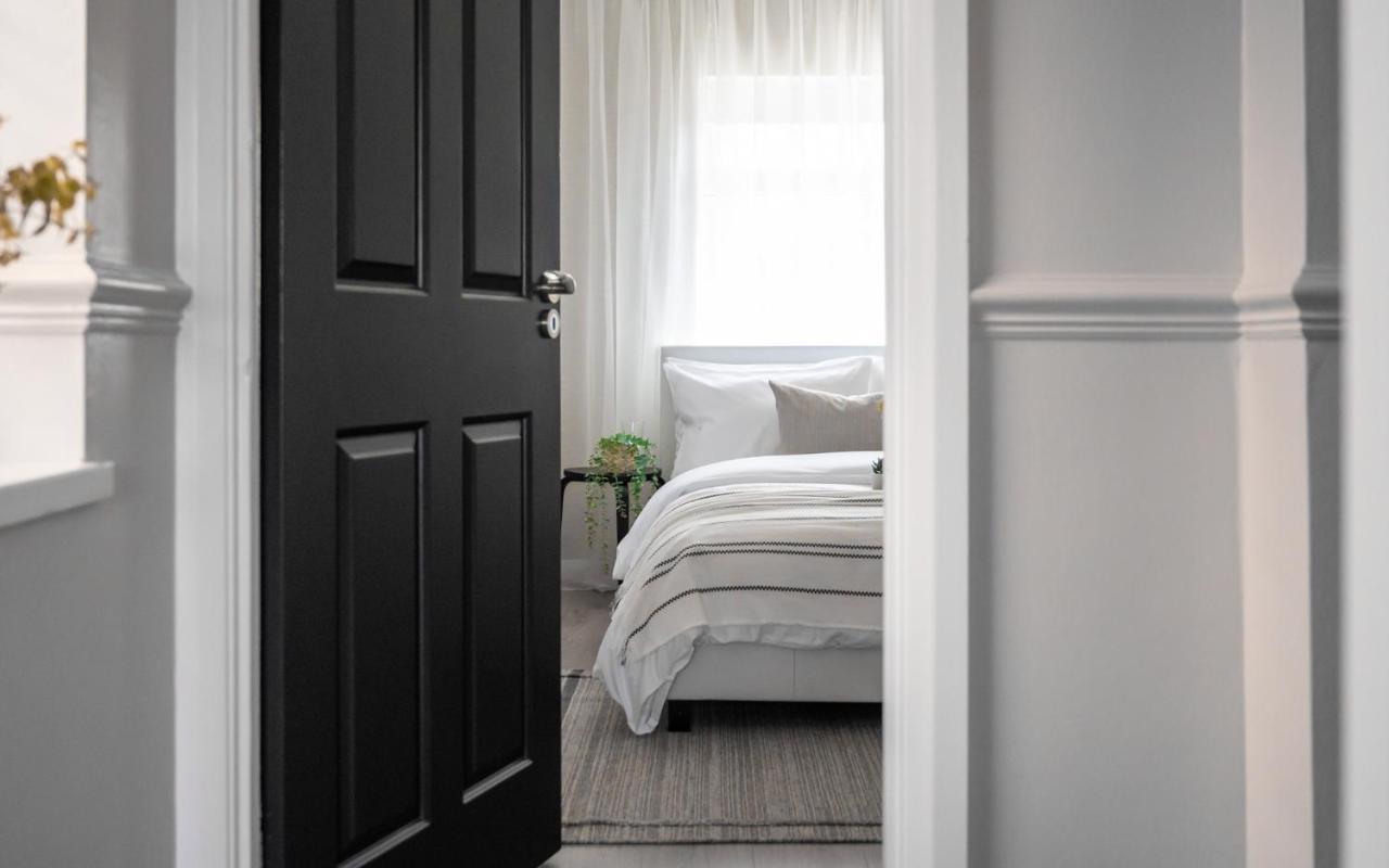 Large Luxury Solihull House - The Residence - Close To Nec - Sleeps 9 Εξωτερικό φωτογραφία